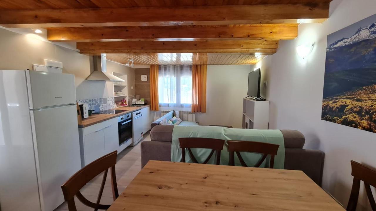 Casa Rural Los 7 Pinos De Gredos Navarredonda de Gredos Eksteriør bilde