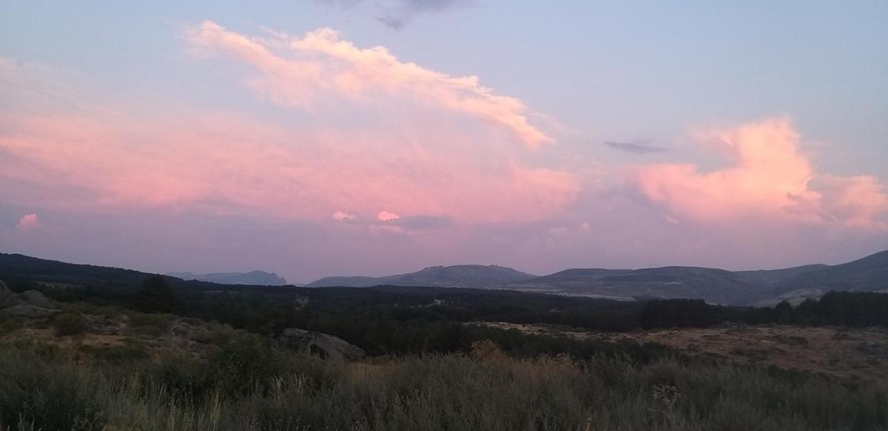 Casa Rural Los 7 Pinos De Gredos Navarredonda de Gredos Eksteriør bilde